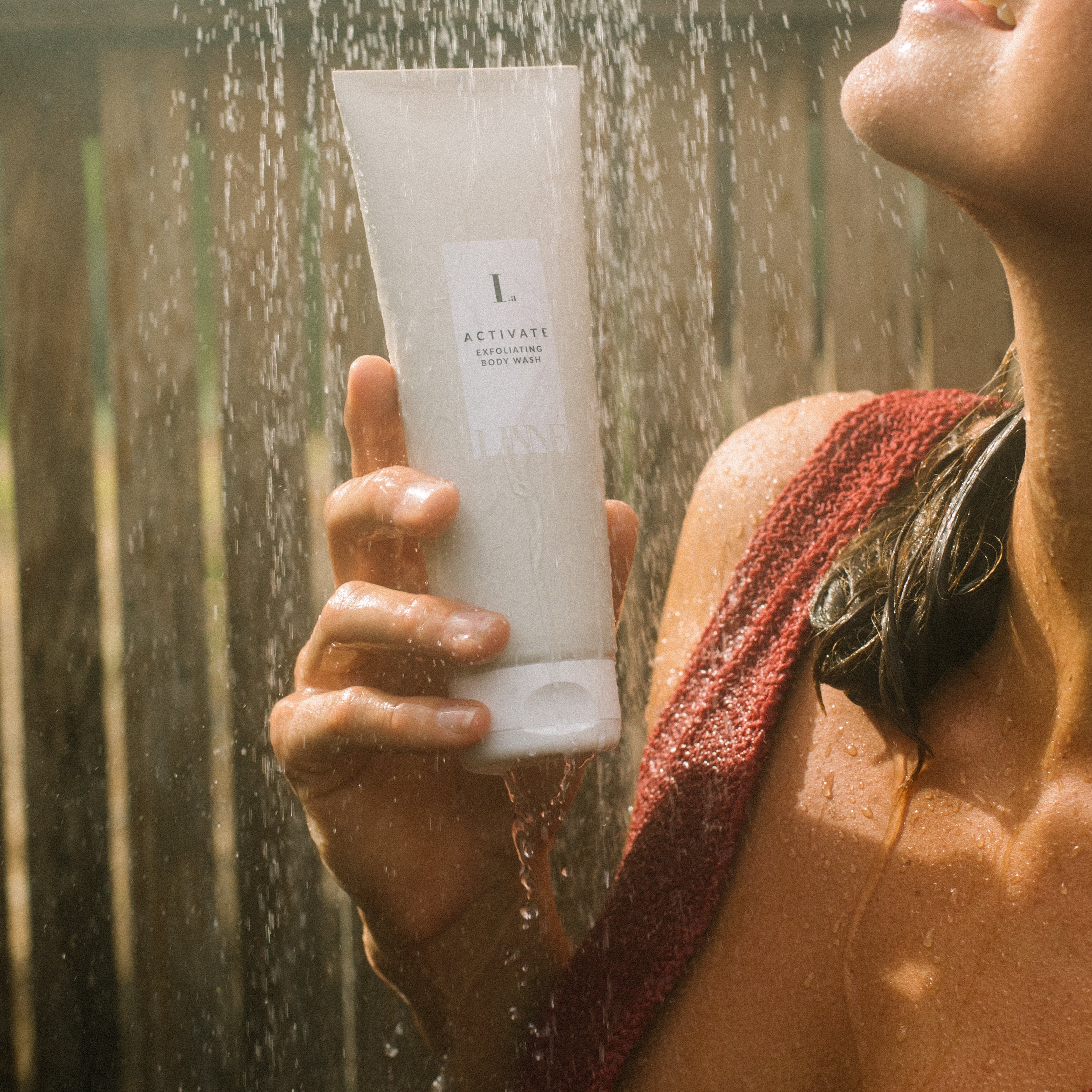 NATURAL DEODORANT: Why Armpits Smell and How to Support a Healthy Microbiome