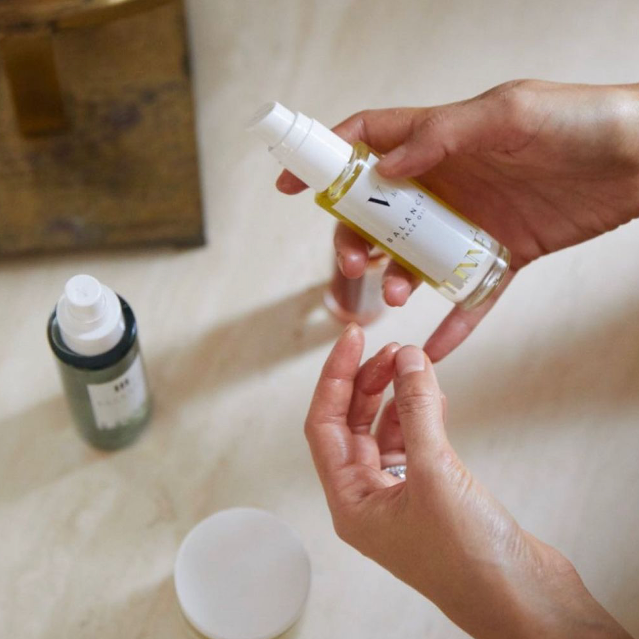 REPAIR VS. BALANCE FACE OIL