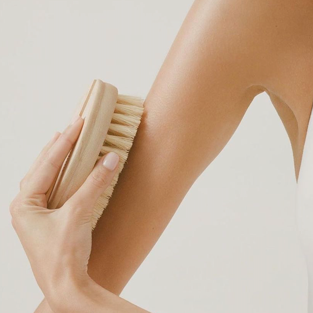 DRY BRUSHING: Detox, Exfoliation, and Skin Health