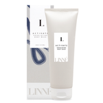 An aromatic exfoliant that absorbs impurities.